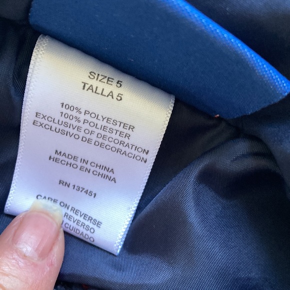 5/$25 Puffy red and navy zip front vest. Little boys size 5 brand is FP Sport. - Picture 6 of 7